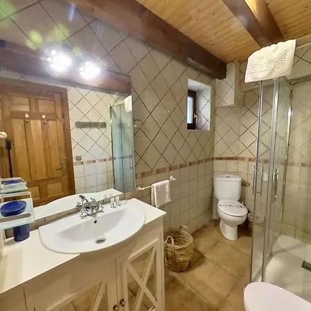 בית נופש Casa Cubero - Tucasaenlospirineos Sallent de Gállego